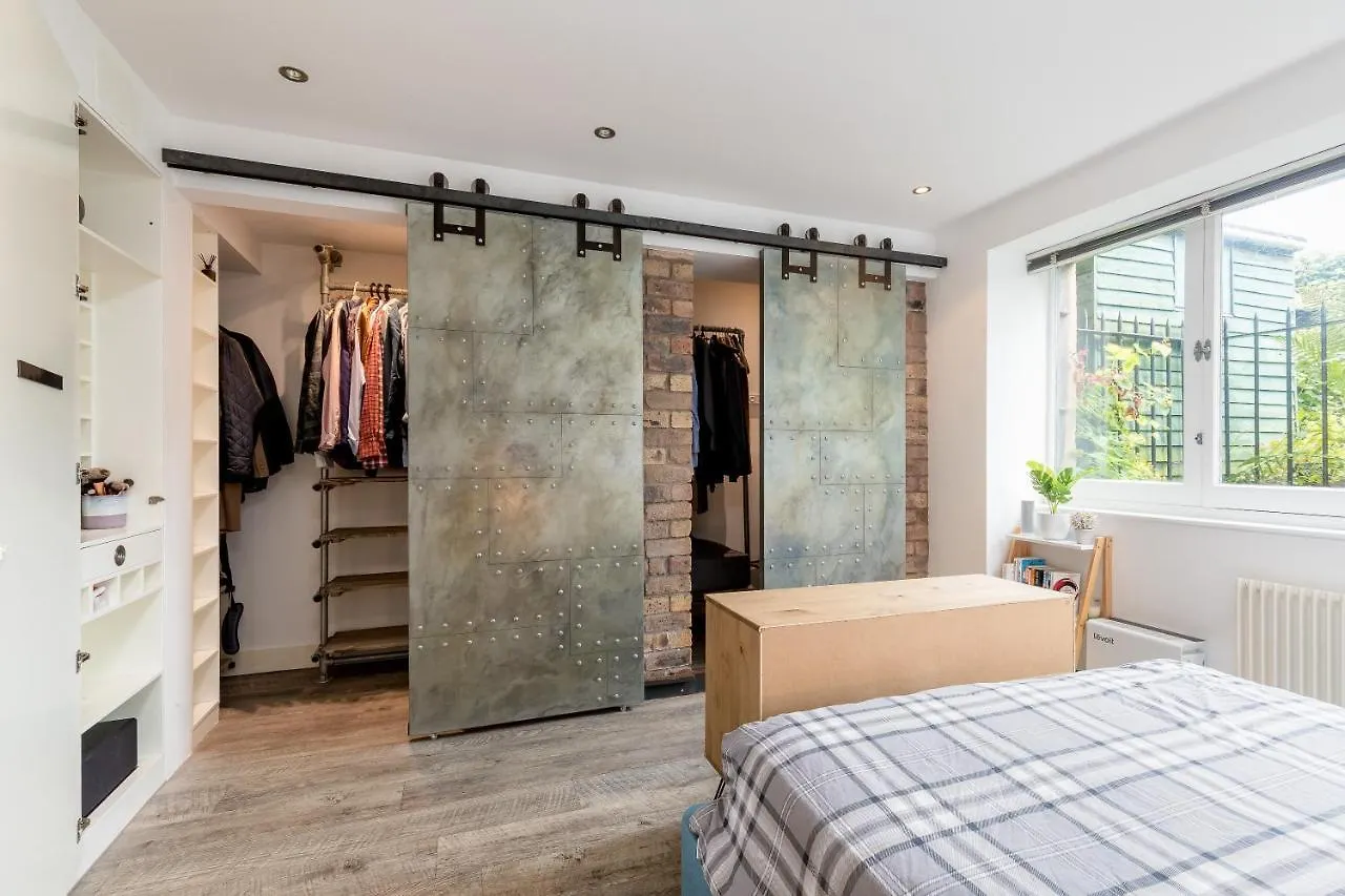 Luxury Architect Designed Apt 13 Mins To Royal Mile Edinburgh