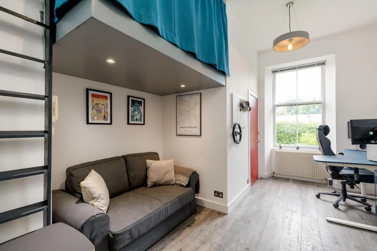 Luxury Architect Designed Apt 13 Mins To Royal Mile Edinburgh 0*,